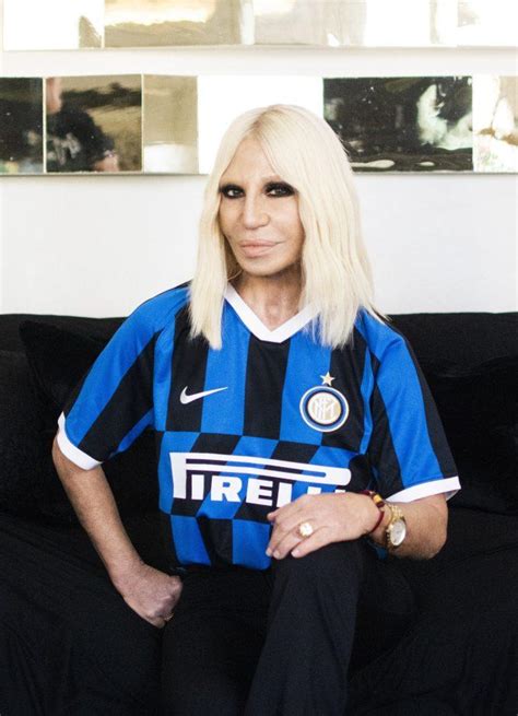 versace coronavirus|Donatella Versace On The Coronavirus Shutdown & The.